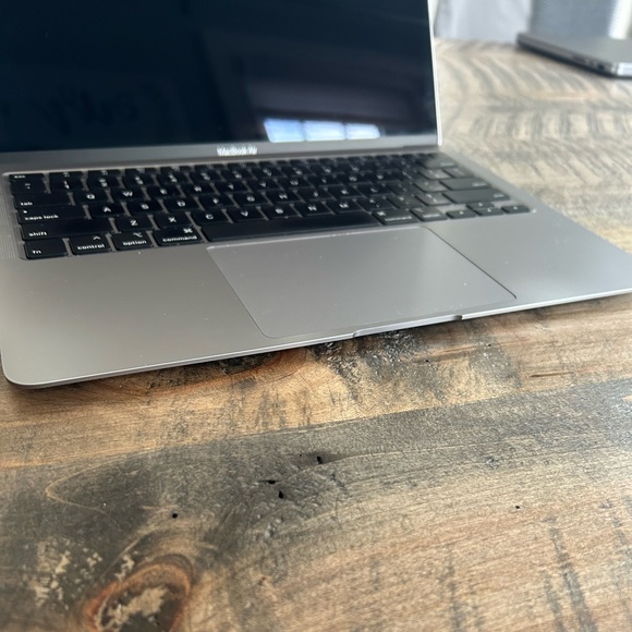 Apple 13-inch MacBook Air - Picture 7 of 10